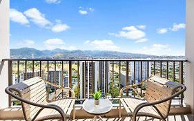 Stunning Mountain View Condo, Near Beach With Parking